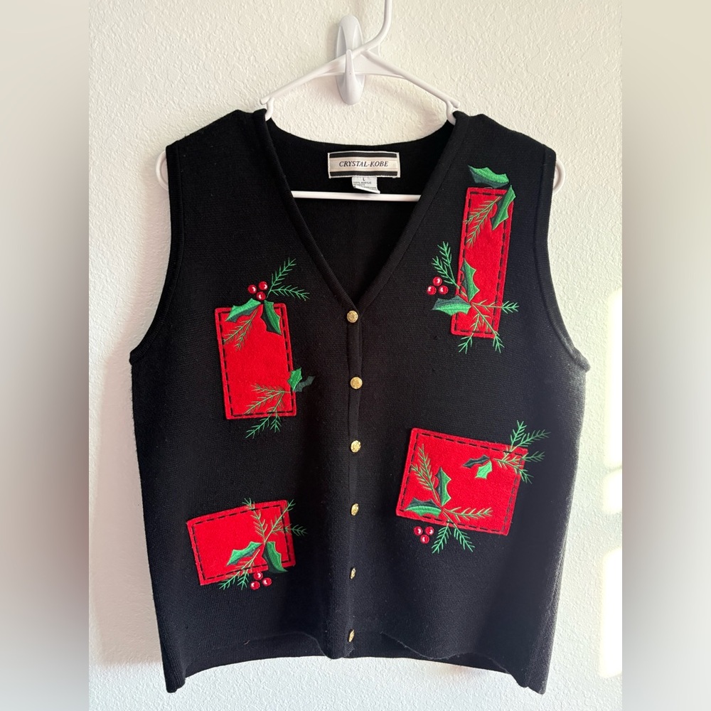CRYSTAL-KOBE‎ VINTAGE HOLIDAY VEST W/HOLLY DETAILS - WOMENS SIZE LARGE